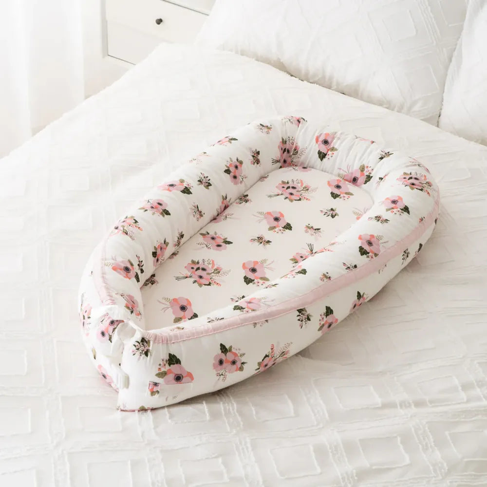 Bunnikins & Clover Baby Lounger Nest